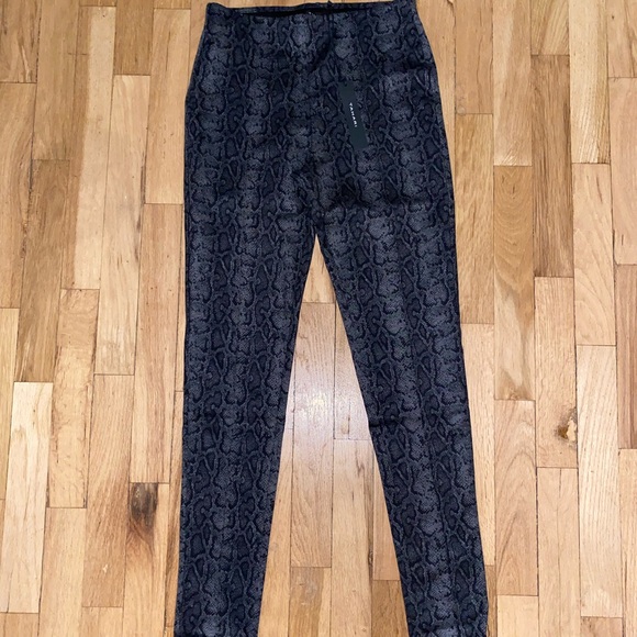 Tahari High Rise Snake Print Skinny Dress Leggings - Picture 8 of 9